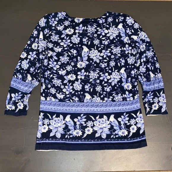 Talbots Floral Navy Blue Women's Top - Picture 3 of 6